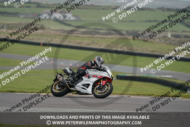 anglesey no limits trackday;anglesey photographs;anglesey trackday photographs;enduro digital images;event digital images;eventdigitalimages;no limits trackdays;peter wileman photography;racing digital images;trac mon;trackday digital images;trackday photos;ty croes